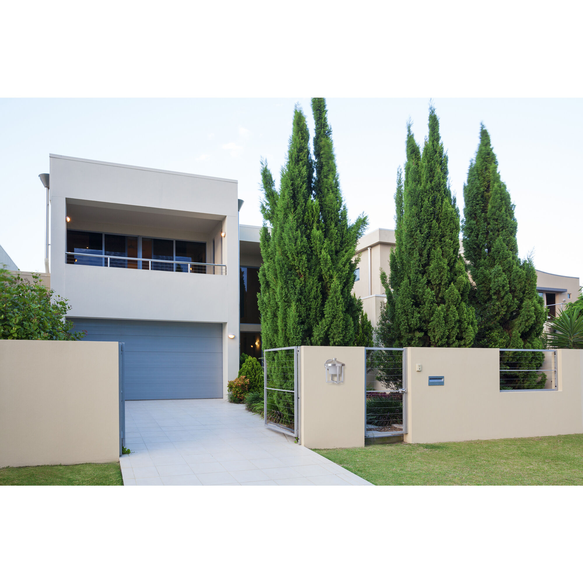 Alta Outdoor Wall Mount in Satin Aluminum, Small